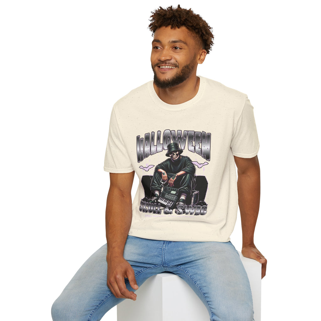 Halloween Skull Graphic T-Shirt — Retro Horror Crew Tee
